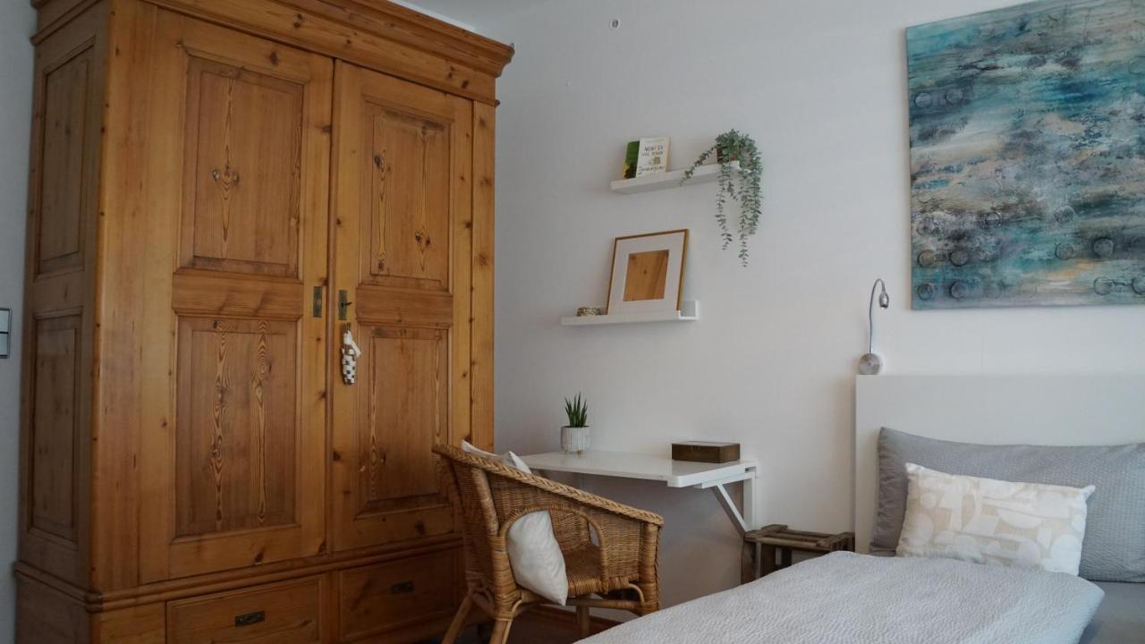 Ferienwohnung Sabine Jacoby Вининген Екстериор снимка
